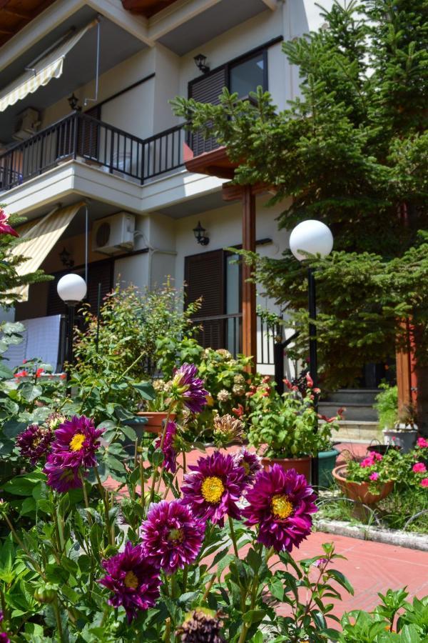 Manos Kritikakis Apartments Platamonas Extérieur photo