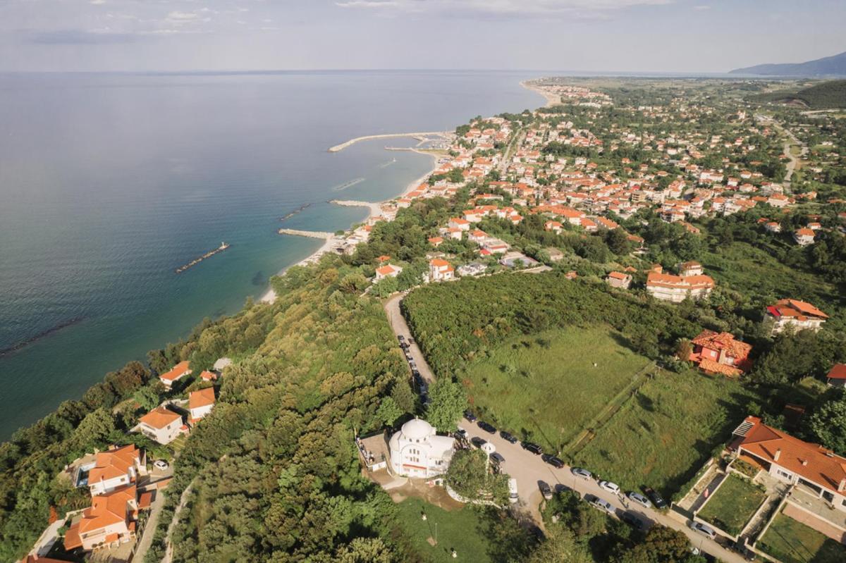 Manos Kritikakis Apartments Platamonas Extérieur photo