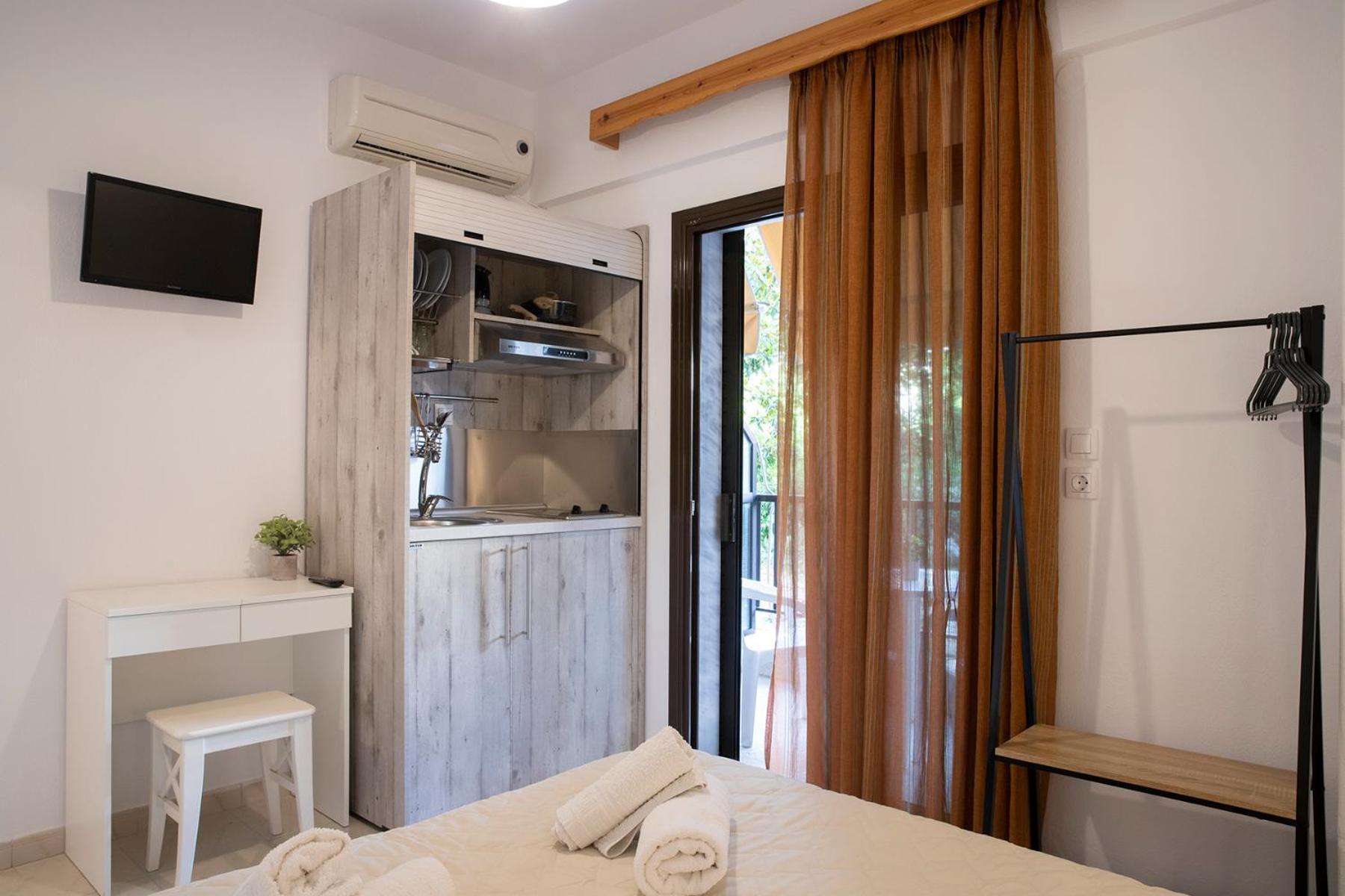 Manos Kritikakis Apartments Platamonas Extérieur photo