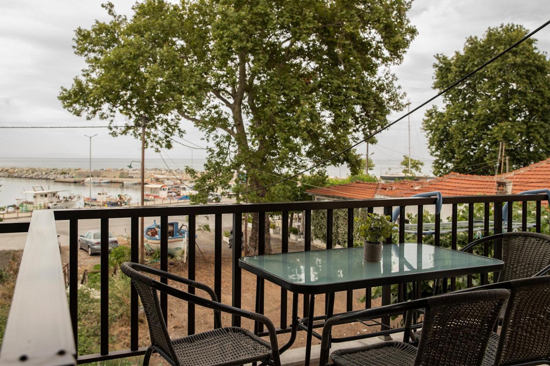 Manos Kritikakis Apartments Platamonas Extérieur photo